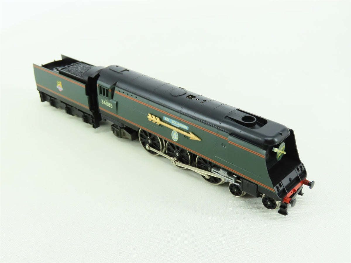 OO Hornby Top Link R.646 BR &quot;Golden Arrow&quot; 4-6-2 Battle of Britain Steam #34085