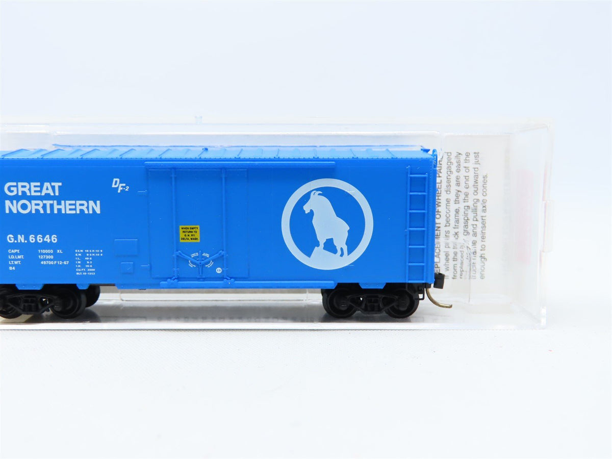 N Scale Micro-Trains MTL #74030 GN &quot;Goat&quot; Big Sky Blue 40&#39; Box Car #6646