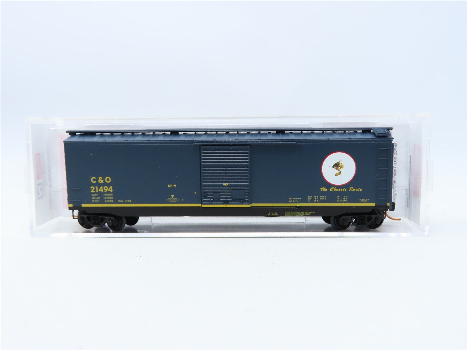N Micro-Trains MTL 03100076 C&O The Chessie Route 50' Single Door Box Car #21494
