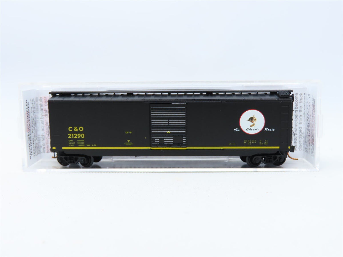 N Micro-Trains MTL 03100071 C&amp;O The Chessie Route 50&#39; Single Door Box Car #21290