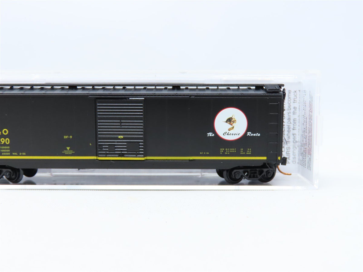 N Micro-Trains MTL 03100071 C&amp;O The Chessie Route 50&#39; Single Door Box Car #21290