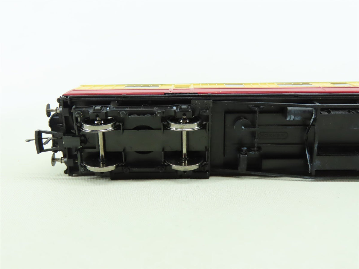 OO Scale Hornby R4264B BR British Railways 61&#39; Buffet Passenger Car #E9112E