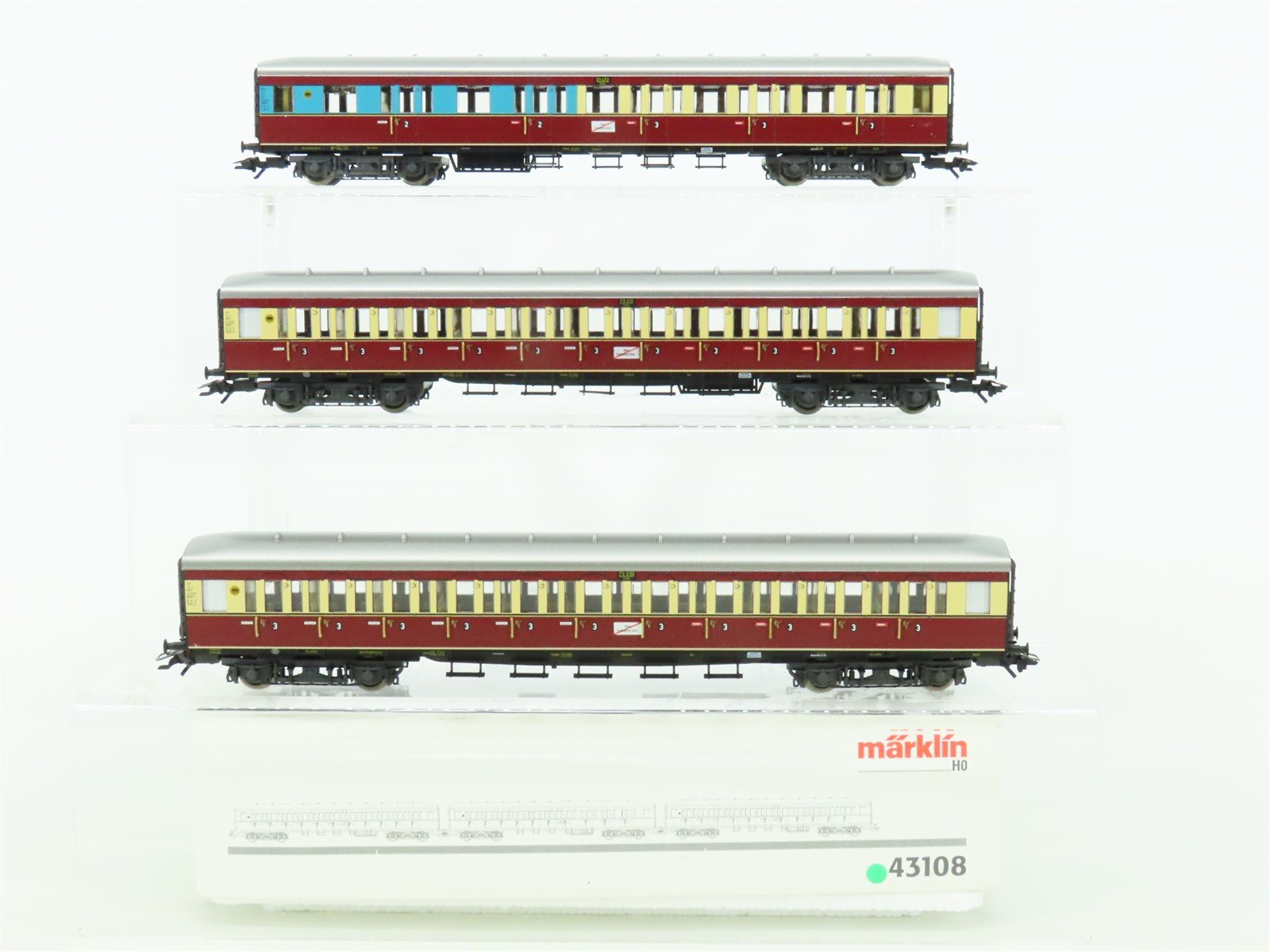 HO Scale Marklin 43108 DRG German "Ruhr Express Service" 3-Car Passenger Set