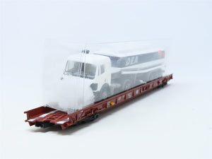 HO Scale Marklin 4841 DB German Flat Car #185-7 w/DEA Tanker Truck Load