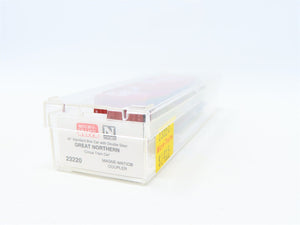 N Scale Micro-Trains MTL #23220 GN Great Northern Circus Train 40' Box Car #3486
