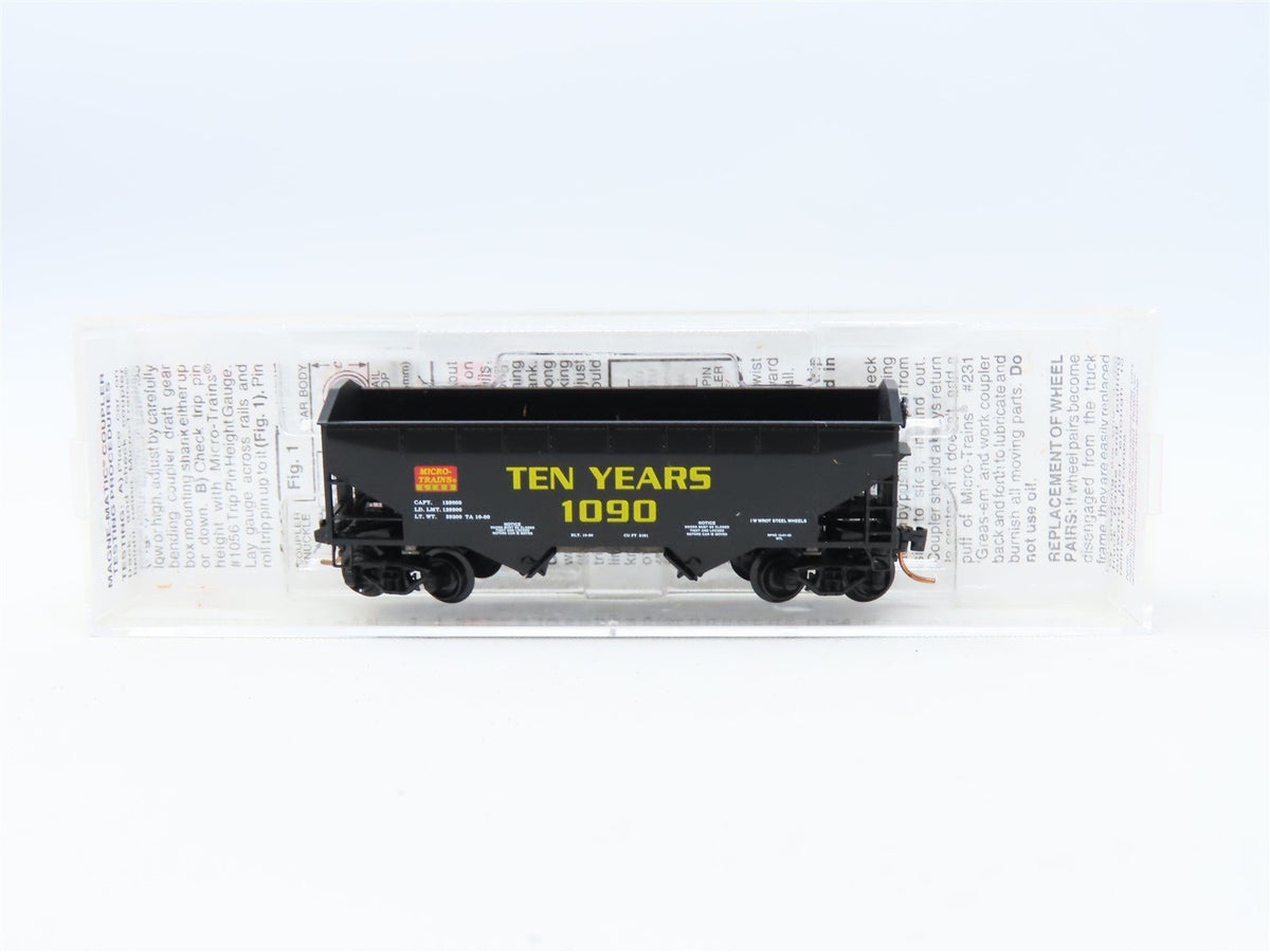 N Scale Micro-Trains MTL #90020 Micro-Trains 10th Anniversary 2-Bay Hopper #1090