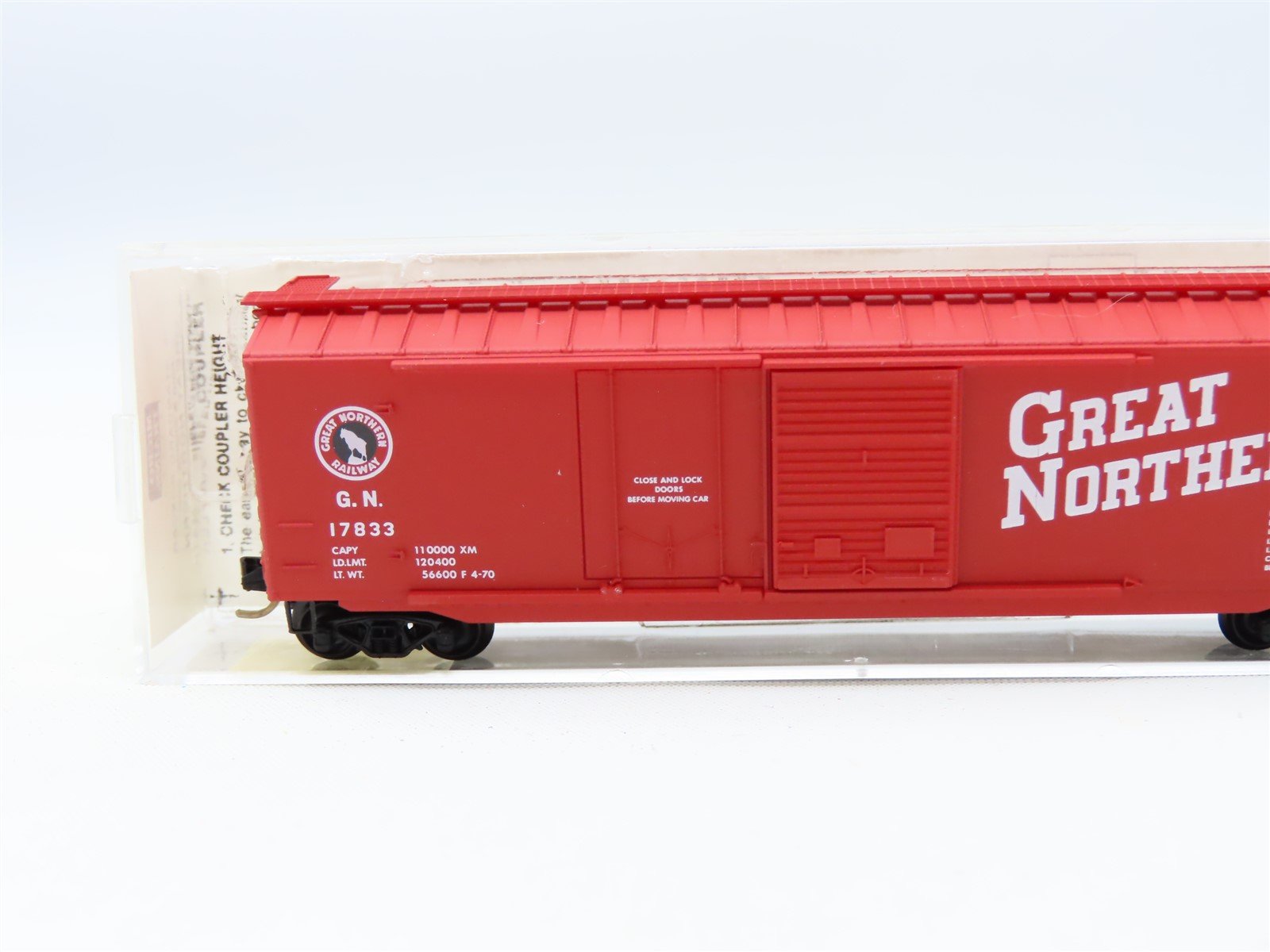 N Scale Micro-Trains MTL #33010 GN Great Northern 50' Box Car #17833
