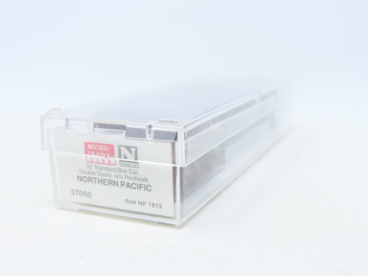 N Scale Micro-Trains MTL 37050 NP Northern Pacific 50&#39; Double Door Box Car #7813