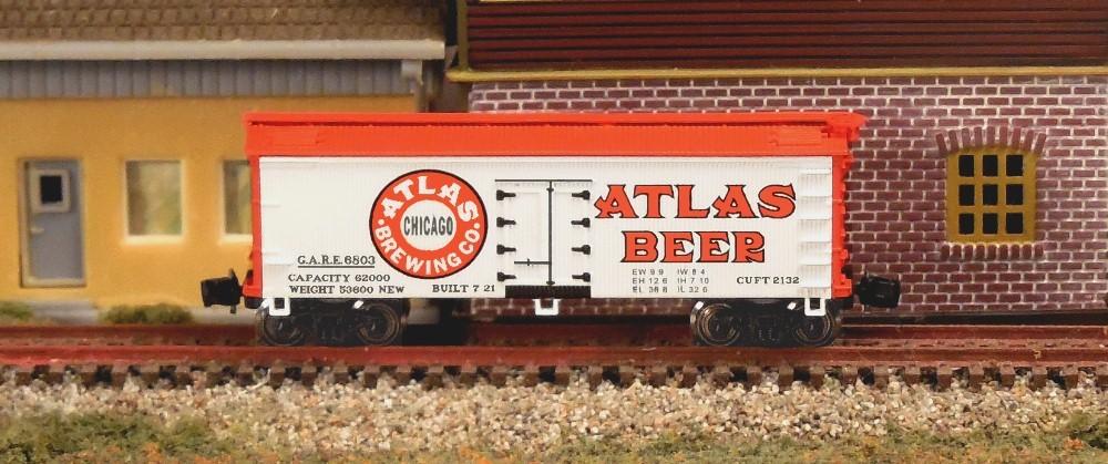 Z Scale FULL THROTTLE FTB9403-1 GARE Atlas Beer 34&#39; Woodside Reefer Set #1