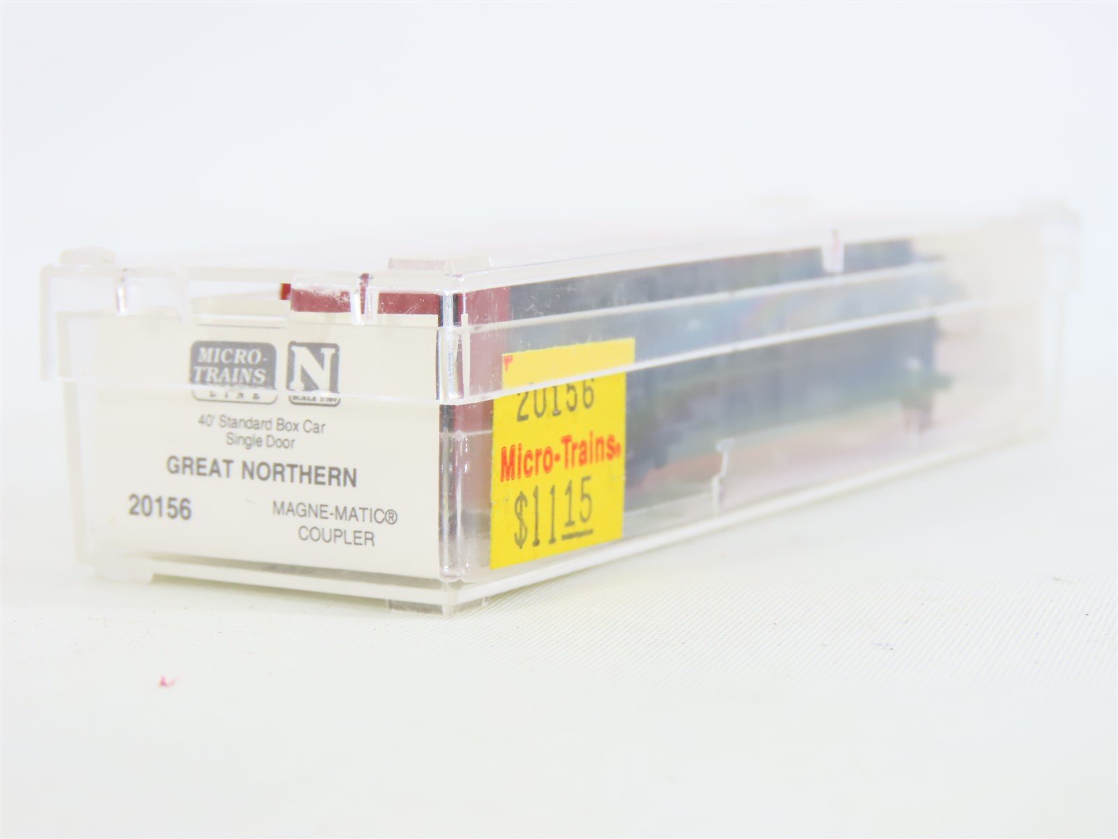 N Micro-Trains MTL #20156 GN Great Northern Circus Train 40' Box Car #18748