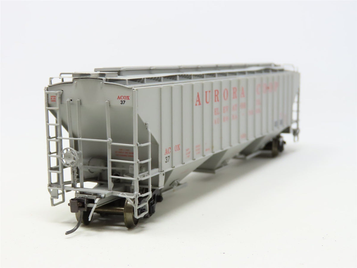 HO InterMountain 45356-03 ACOX Aurora Co-op Elevator 3-Bay Covered Hopper #37
