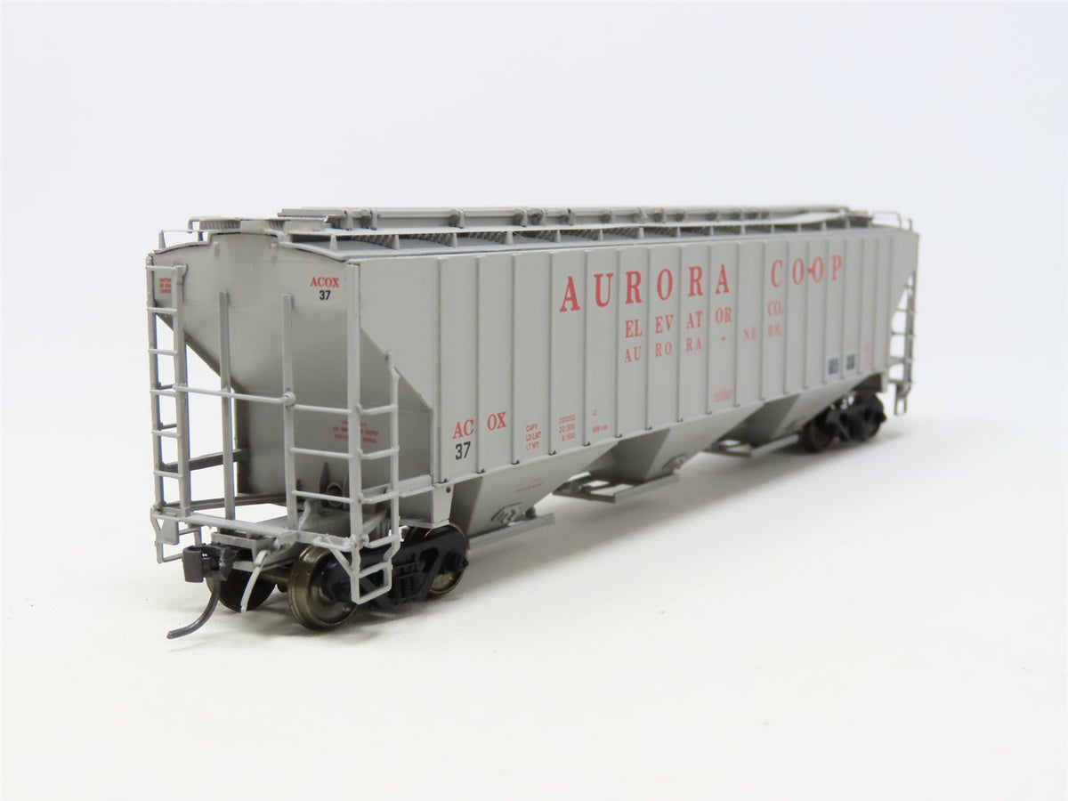 HO InterMountain 45356-03 ACOX Aurora Co-op Elevator 3-Bay Covered Hopper #37