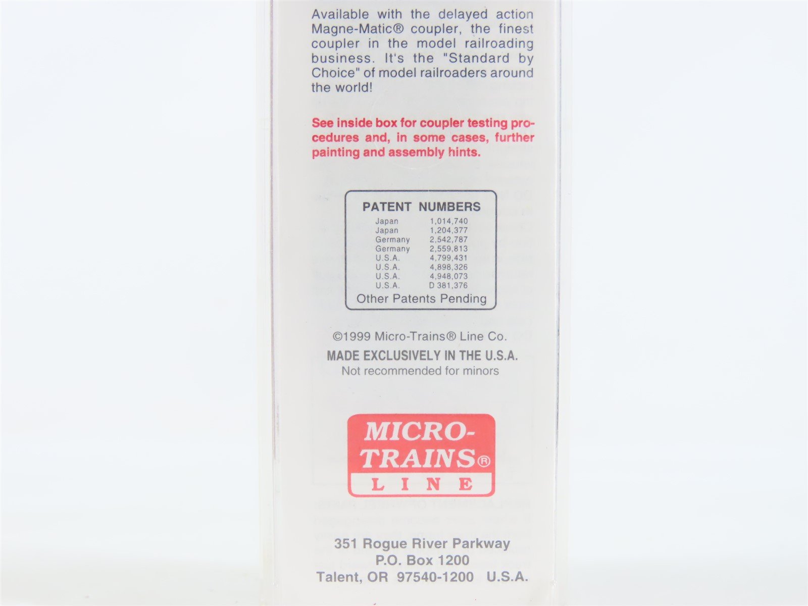 N Micro-Trains MTL #21120 CN Canadian National 40' Plug Door Box Car #290159