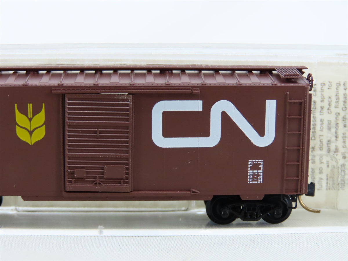 N Scale Micro-Trains MTL #20550 CN Canadian National 40&#39; Box Car #428389