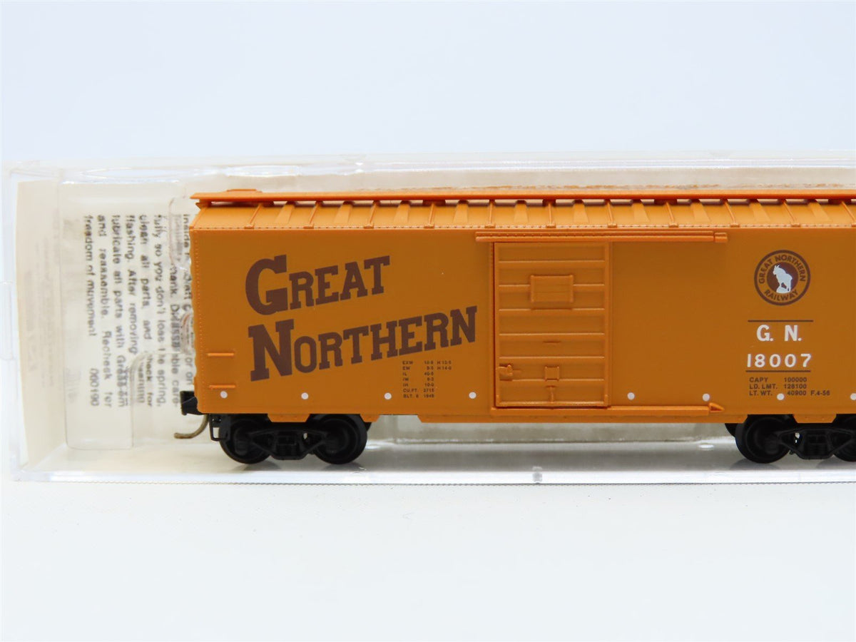 N Scale Micro-Trains MTL #20190 GN Great Northern 40&#39; Single Door Box Car #18007