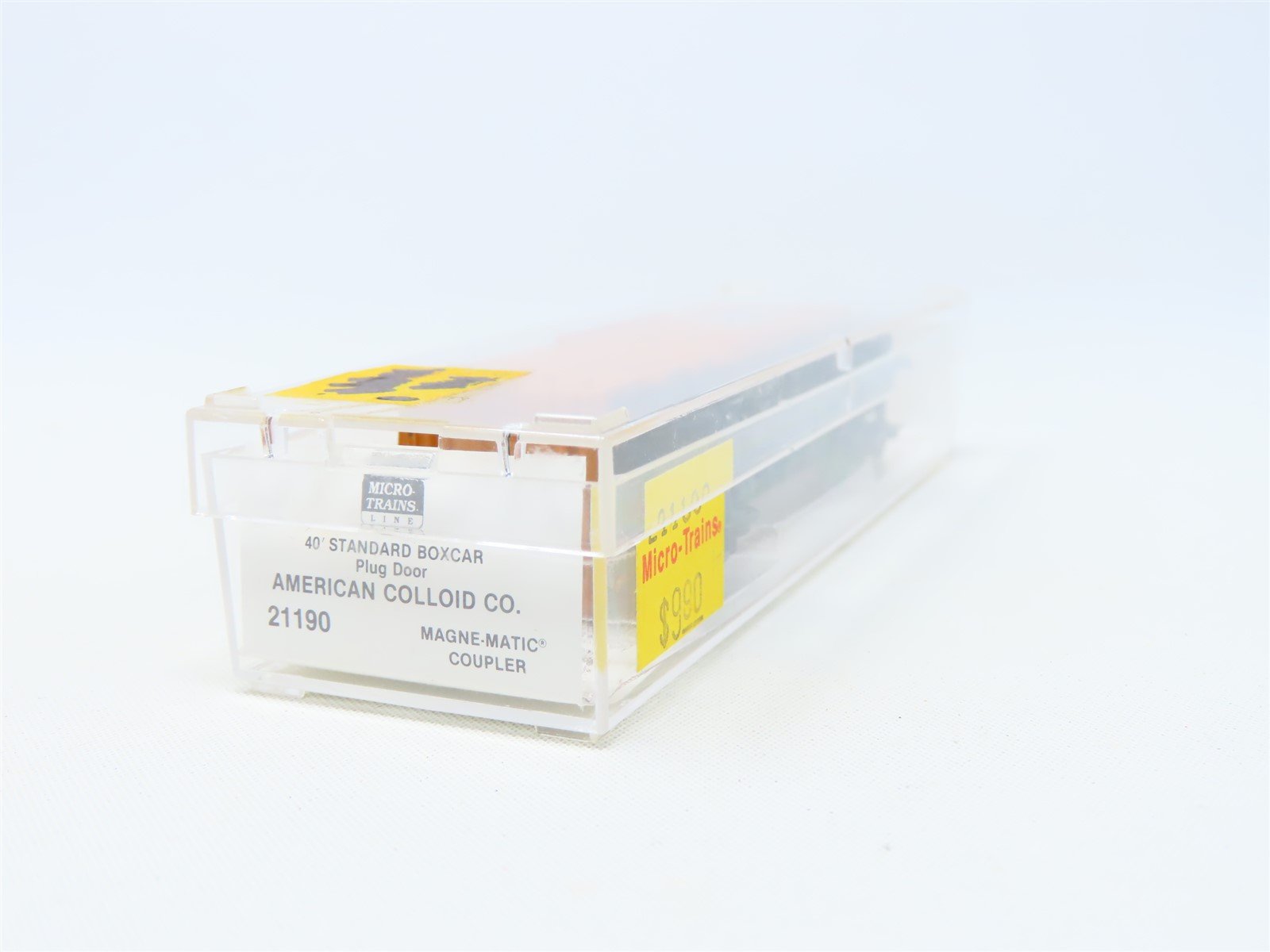 N Scale Micro-Trains MTL #21190 LOVX American Colloid CO 40' Box Car #9116