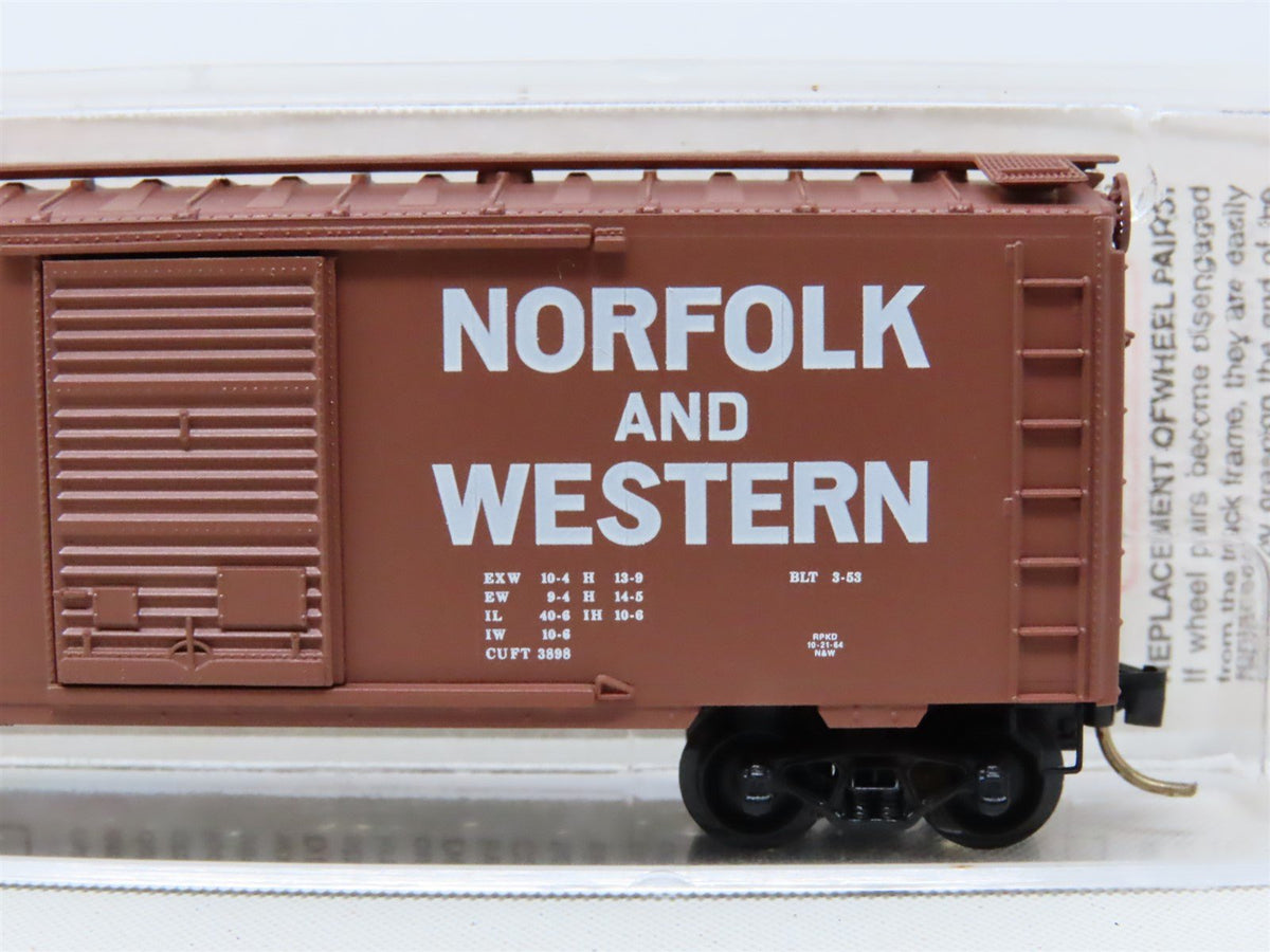 N Micro-Trains MTL #20039 N&amp;W Norfolk And Western 40&#39; Single Door Box Car #53045