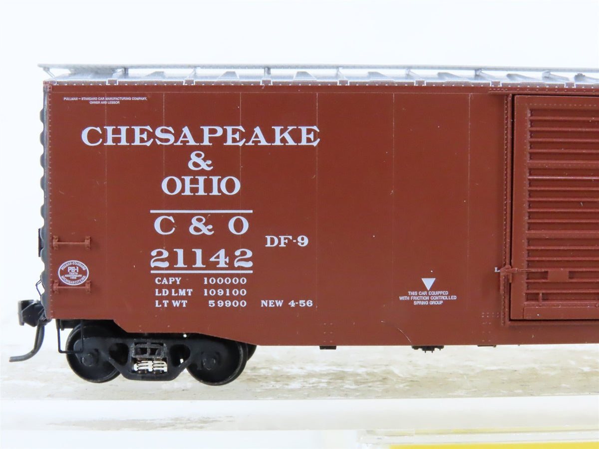 HO Scale Kadee 6004 C&amp;O &quot;For Progress&quot; 50&#39; Single Youngstown Door Box Car #21142