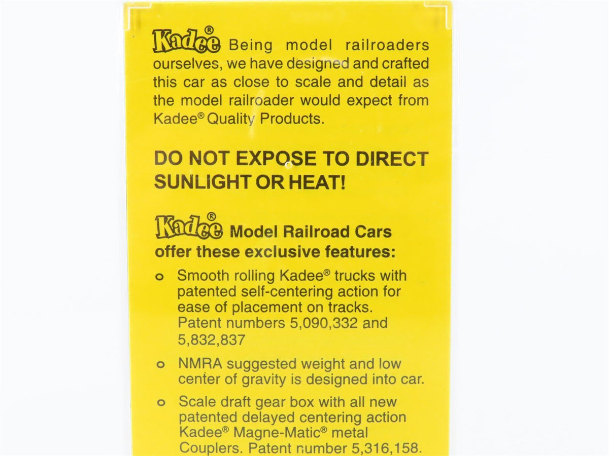 HO Scale Kadee 6004 C&amp;O &quot;For Progress&quot; 50&#39; Single Youngstown Door Box Car #21142