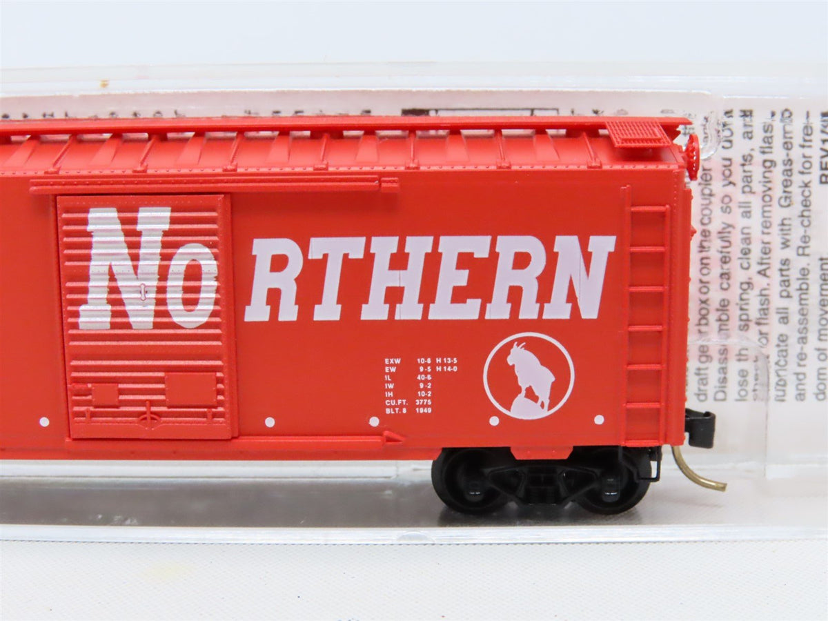 N Micro-Trains MTL #20176 GN Great Northern &quot;Circus Train&quot; 40&#39; Box Car #18588