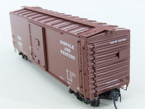 HO Scale Kadee #5001 N&W Norfolk & Western 40' Single Door Box Car #44324