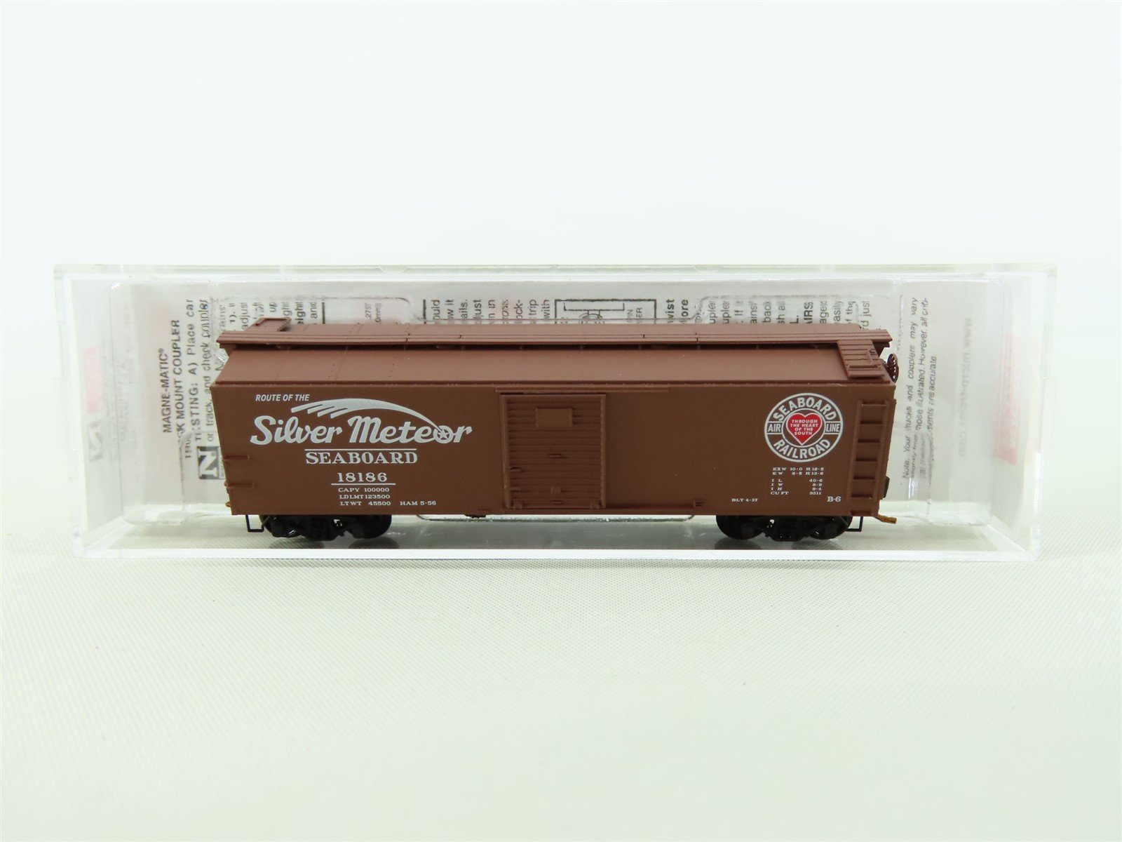 N Scale Micro-Trains MTL #12000250 SAL "Silver Meteor" 40' Box Car #18186