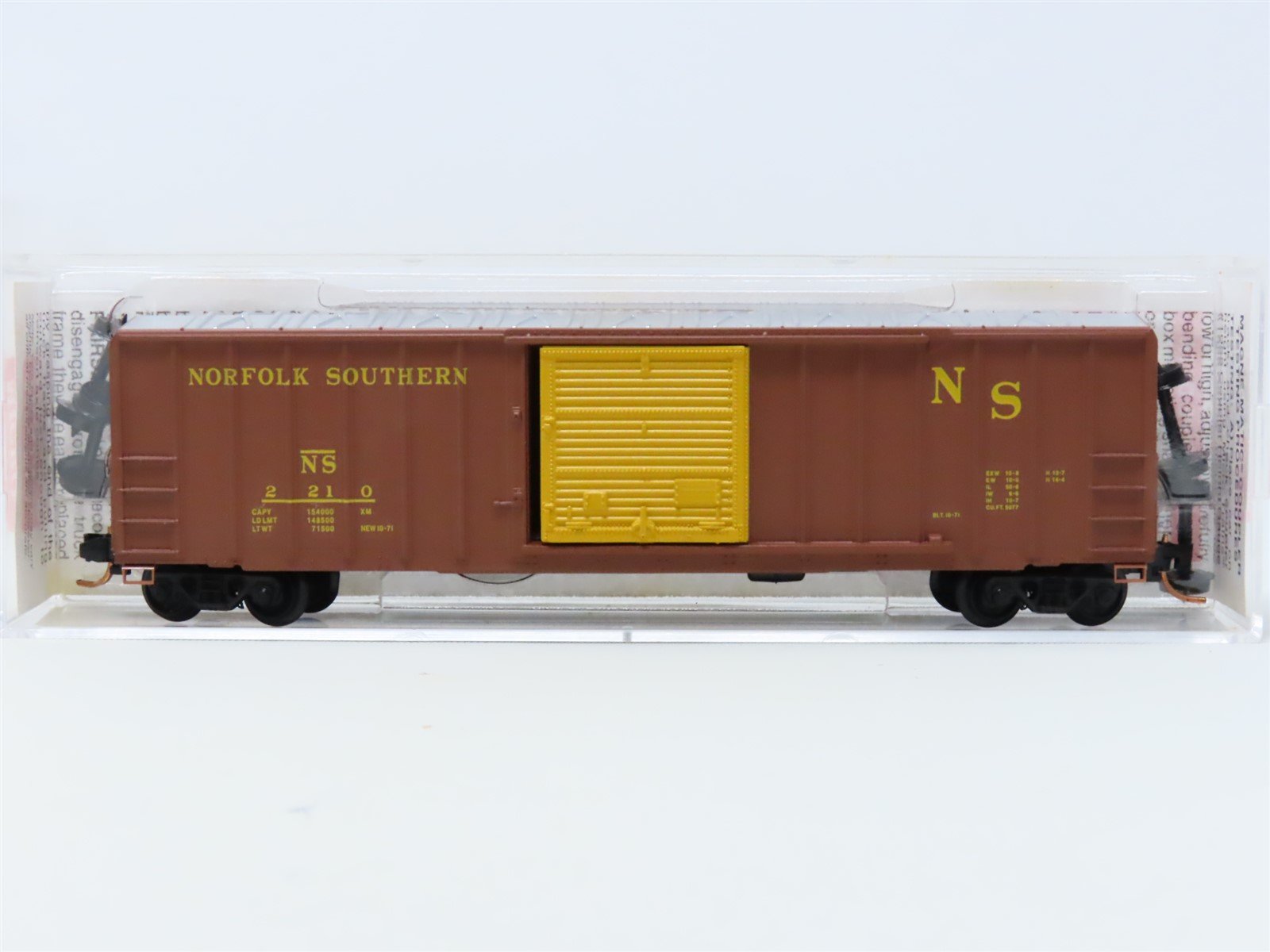 N Micro-Trains MTL #25660 NS Norfolk Southern 50' Single Door Box Car #2210