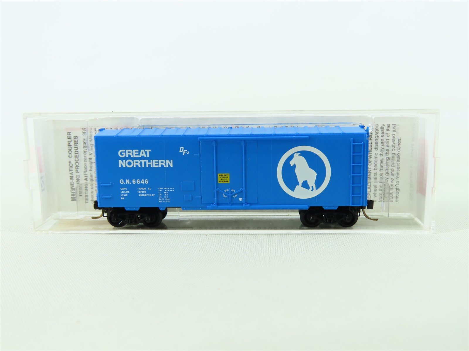 N Micro-Trains MTL 74030 GN Great Northern "Big Sky Blue" 40' Box Car #6646