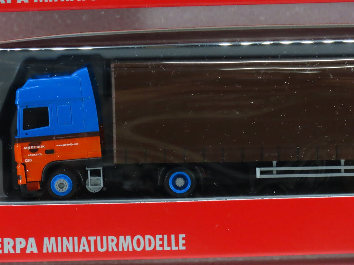 HO Marklin/Herpa 47414 BENELUX Rolling Country Road Flat Car Set w/Semi-Trucks