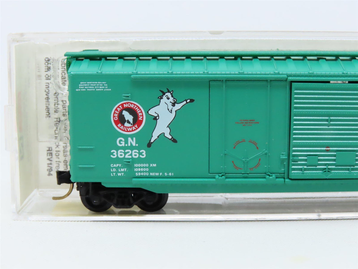 N Scale Micro-Trains MTL #33120 GN Great Northern &quot;Goat&quot; 50&#39; Box Car #36263