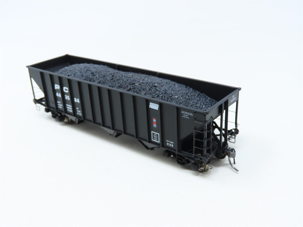 HO Arrowhead #ARR-1010-1 PC Penn Central 3-Bay Hopper w/ Coal Load #443584