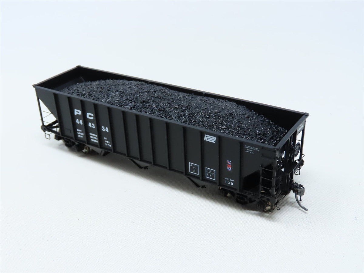 HO Arrowhead #ARR-1008-4 PC Penn Central 3-Bay Hopper w/ Coal Load #444334