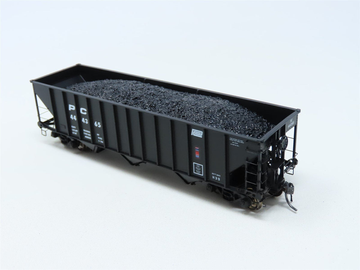 HO Arrowhead #ARR-1009-4 PC Penn Central 3-Bay Hopper w/ Coal Load #444365