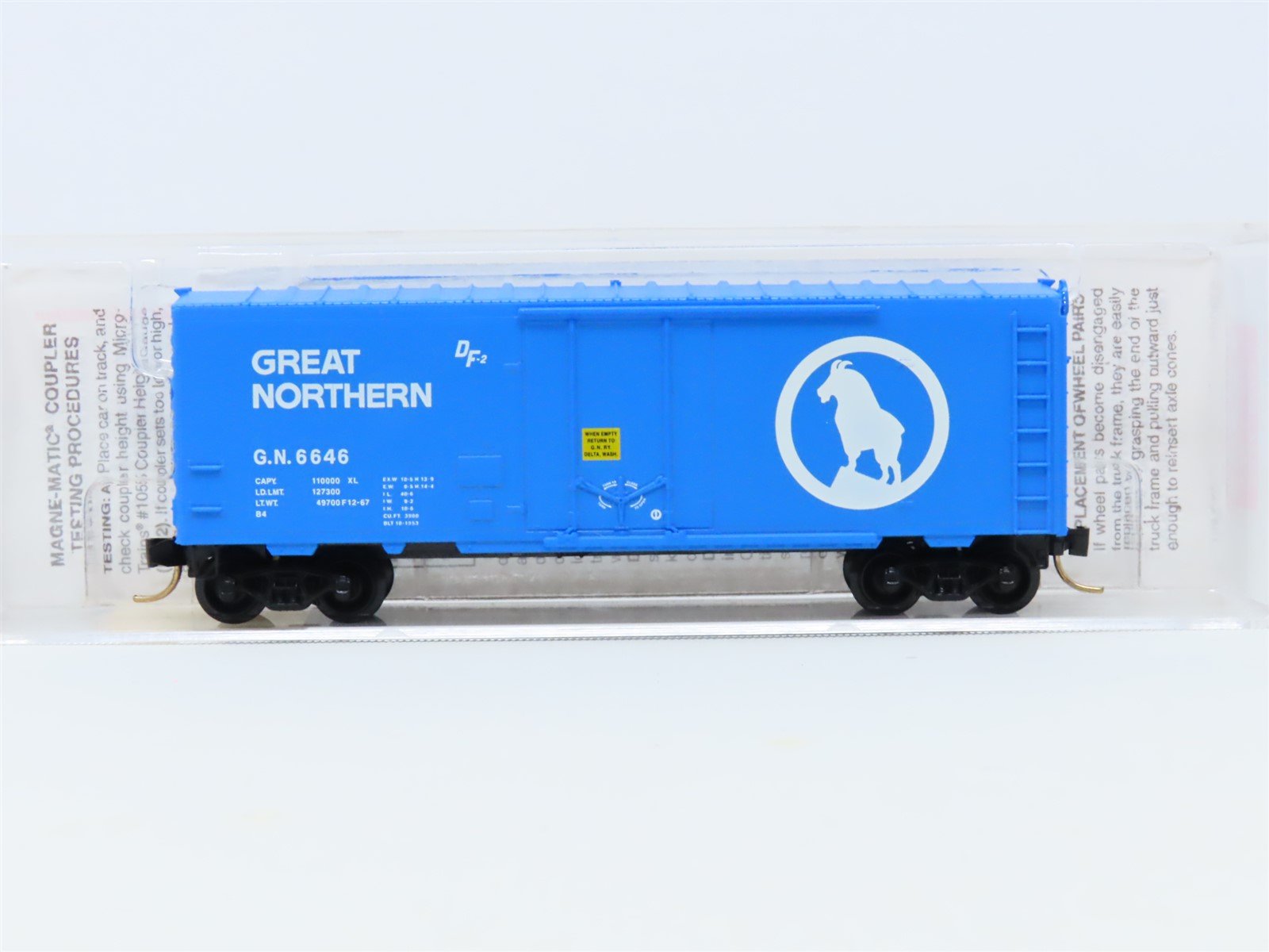 N Micro-Trains MTL #74030 GN Great Northern "Big Sky Blue" 40' Box Car #6646