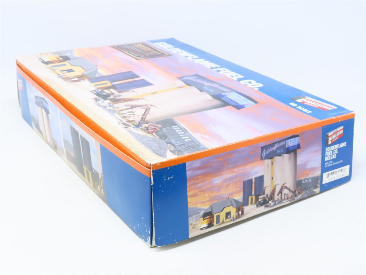 HO Scale Walthers Cornerstone Deluxe Kit #933-3706 Goldenflame Fuel Co.