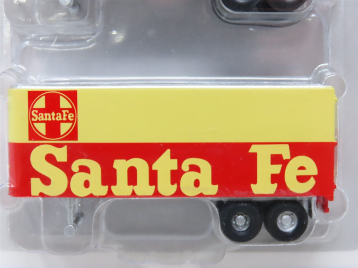 HO Scale Athearn #92476 ATSF Santa Fe 25&#39; Trailers (2-Pk.) #F3208 &amp; F3245