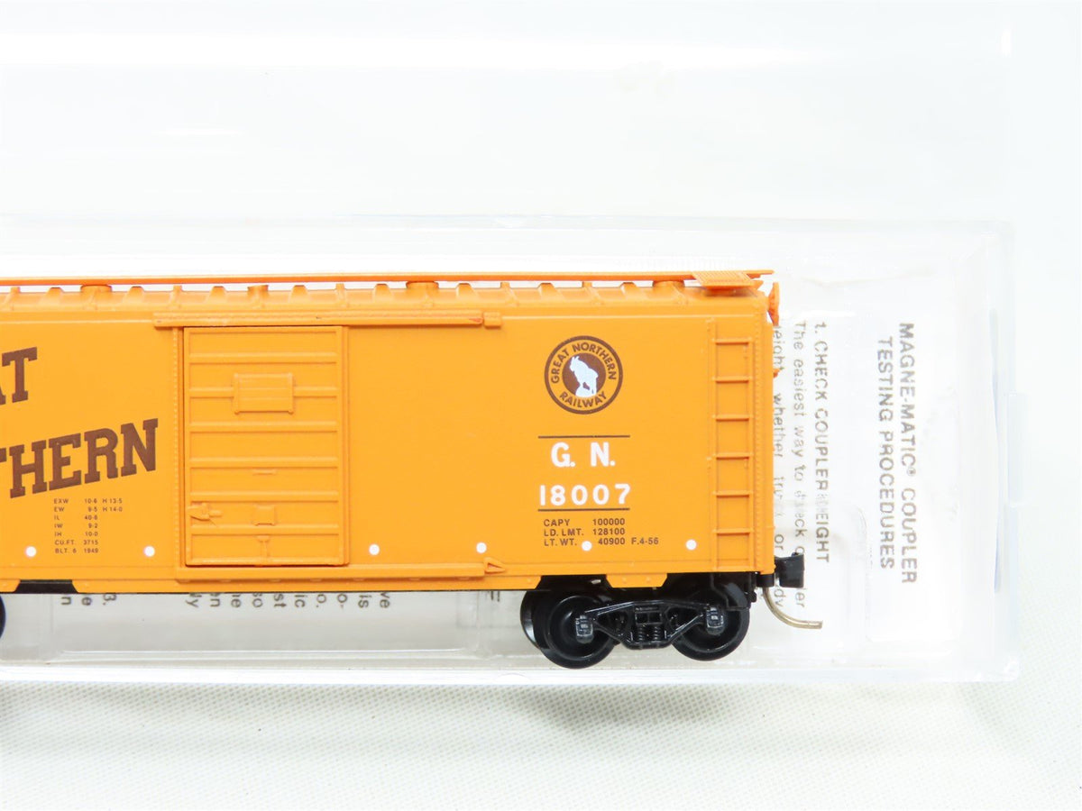 N Scale Micro-Trains MTL 20190 GN Great Northern &quot;Circus Car&quot; 40&#39; Box Car #18007