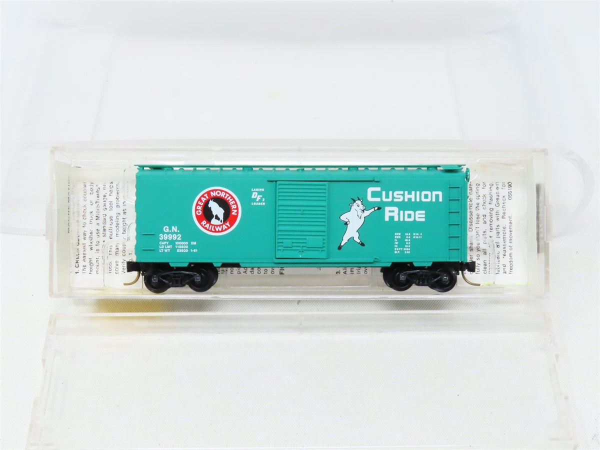 N Micro-Trains MTL #20680 GN Great Northern &quot;Goat&quot; 40&#39; Single Door Box Car 39996