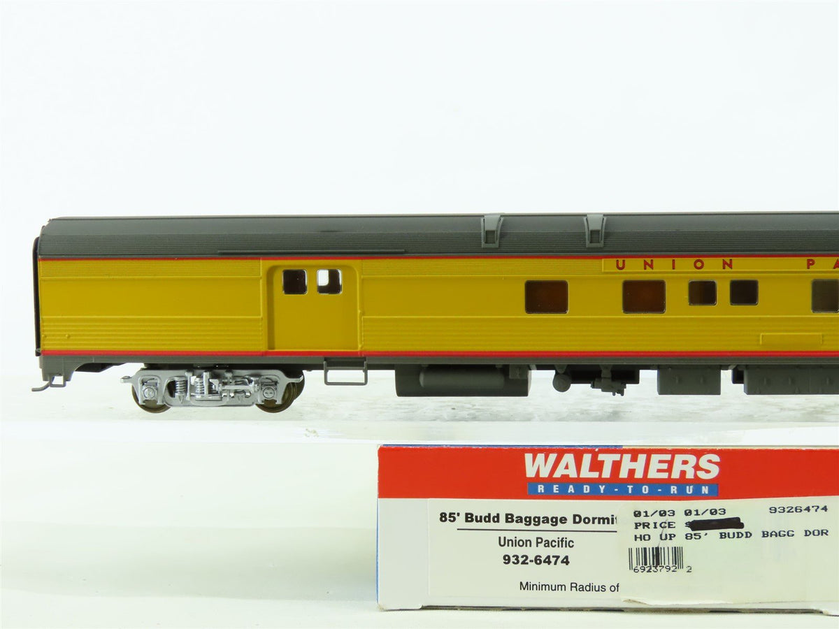 HO Scale Walthers 932-6474 UP Union Pacific 85&#39; Budd Baggage Dormitory Passenger