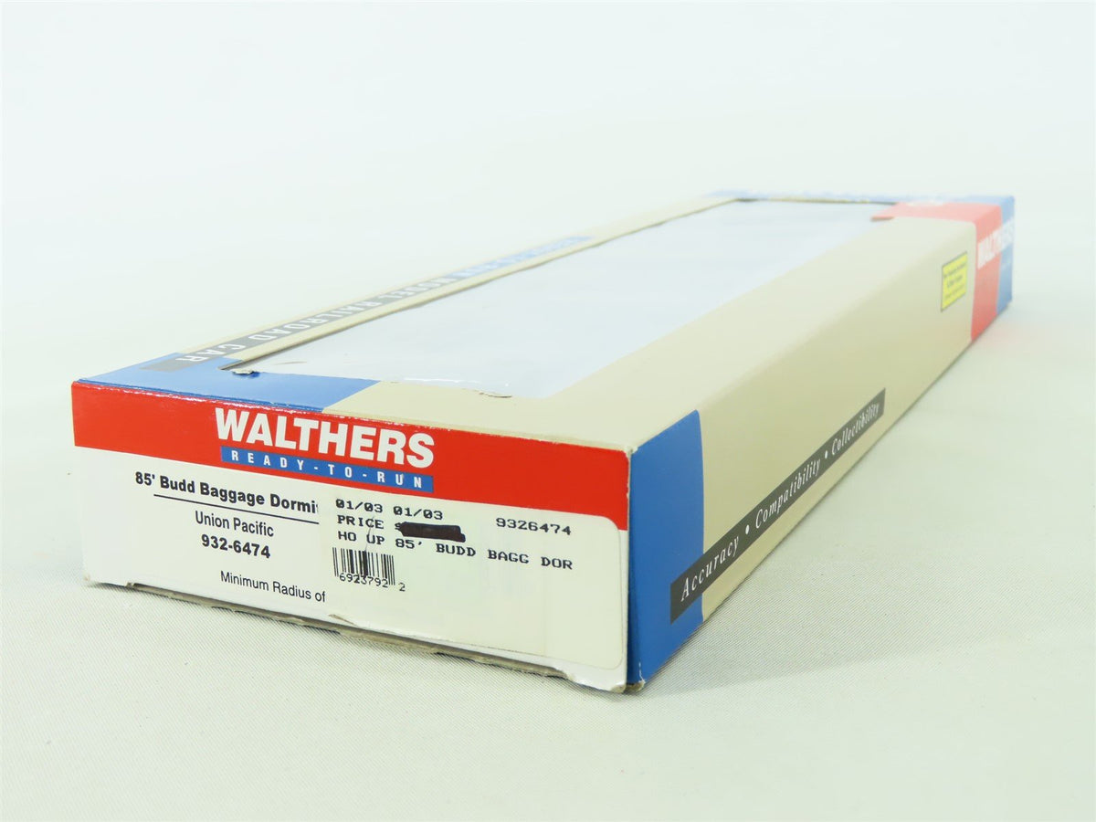 HO Scale Walthers 932-6474 UP Union Pacific 85&#39; Budd Baggage Dormitory Passenger