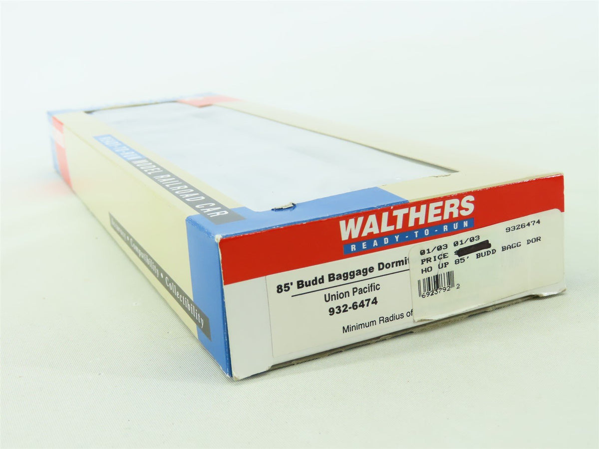 HO Scale Walthers 932-6474 UP Union Pacific 85&#39; Budd Baggage Dormitory Passenger