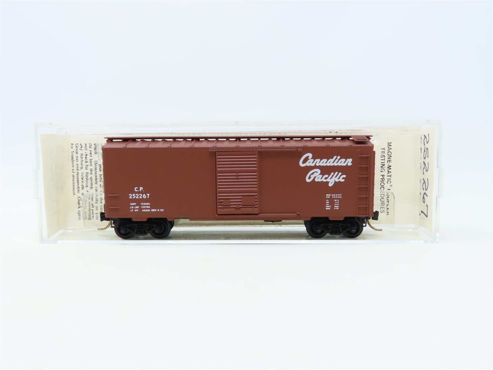 N Scale Kadee Micro-Trains MTL BLW-74 CP Canadian Pacific 40' Box Car #252267