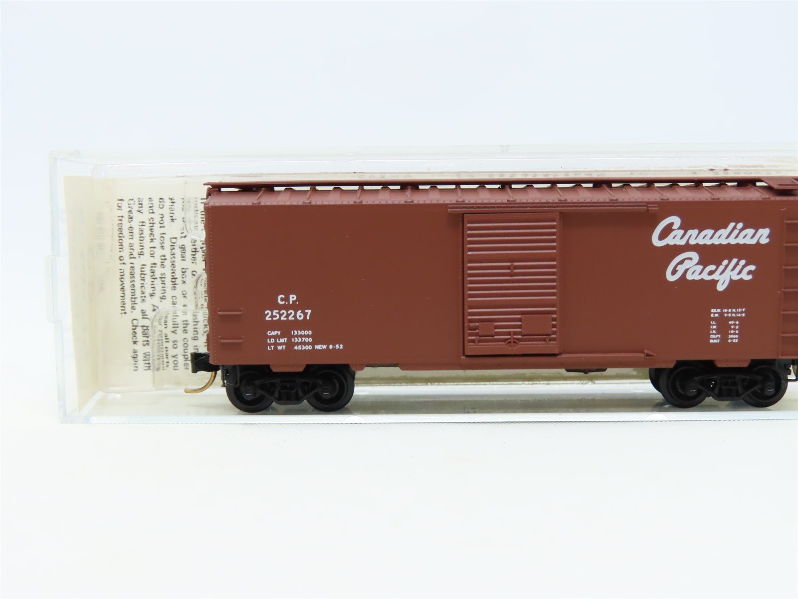 N Scale Kadee Micro-Trains MTL BLW-74 CP Canadian Pacific 40' Box Car #252267