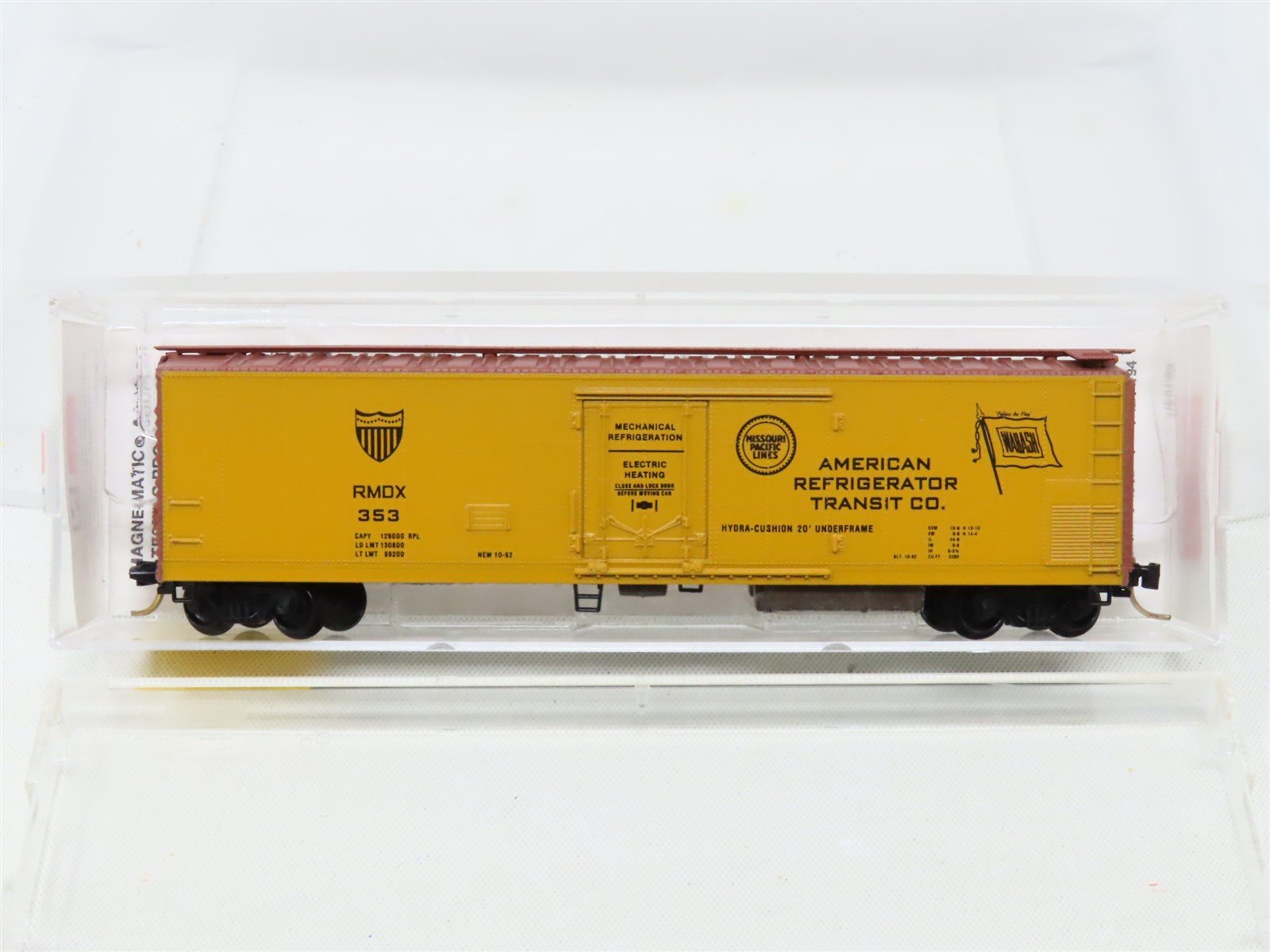 N Scale Micro-Trains MTL 69050 RMDX American Reefer Co 51' Reefer Car #353