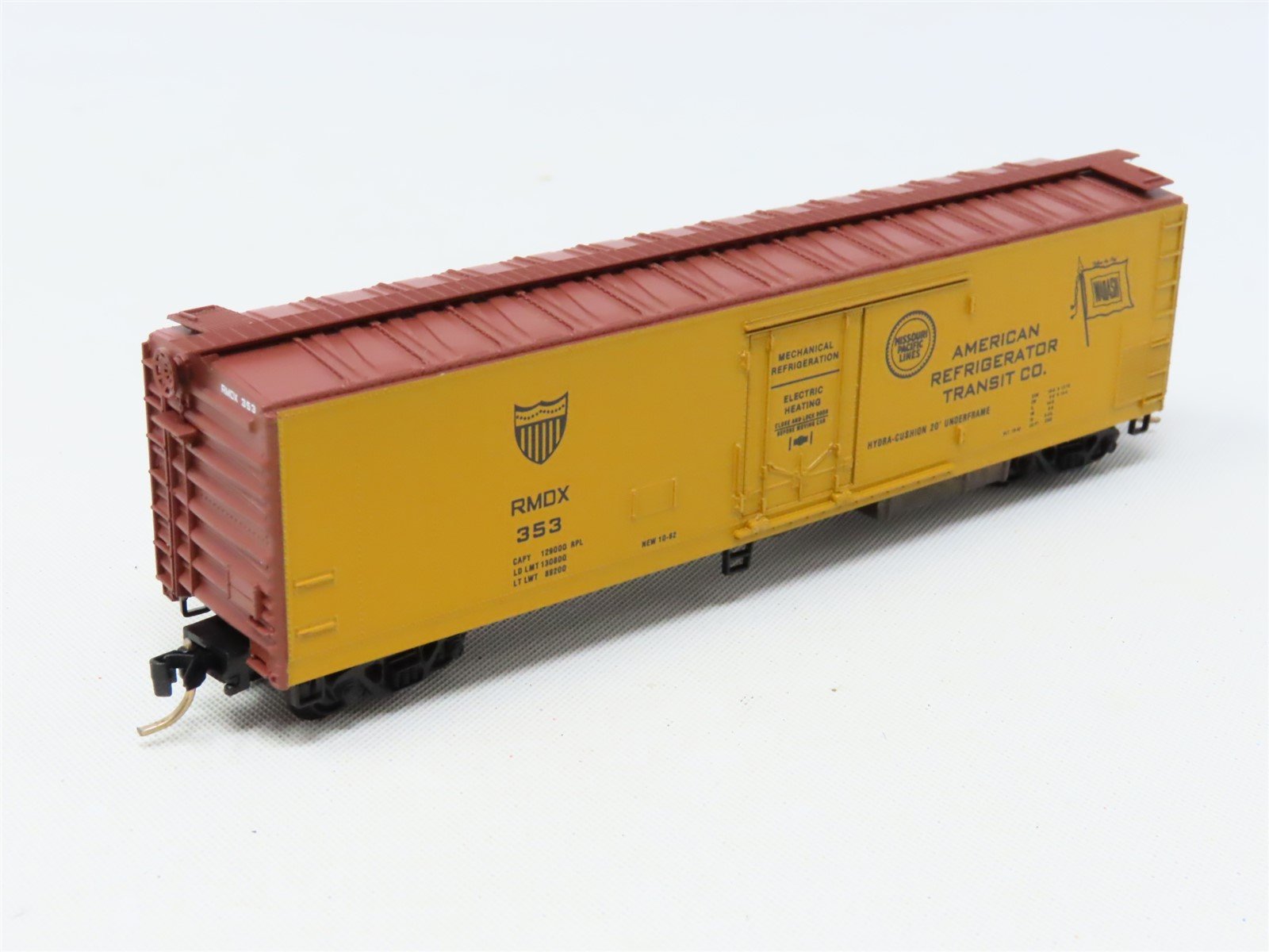 N Scale Micro-Trains MTL 69050 RMDX American Reefer Co 51' Reefer Car #353