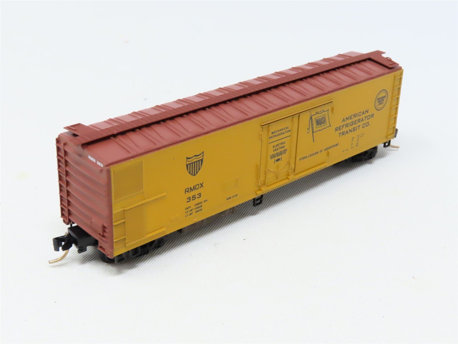 N Scale Micro-Trains MTL 69050 RMDX American Reefer Co 51' Reefer Car #353