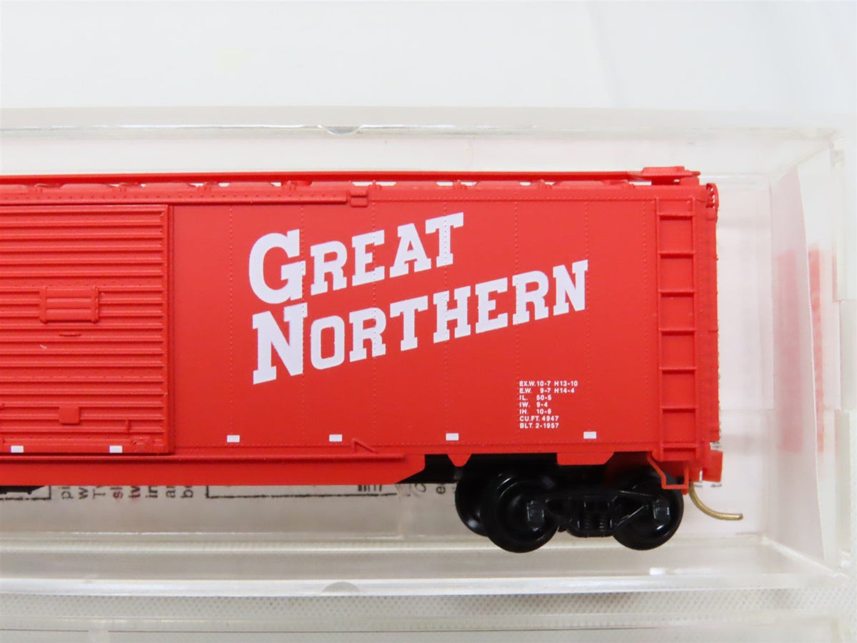 N Scale Micro-Trains MTL 78020 GN Great Northern 50&#39; Boxcar #35449