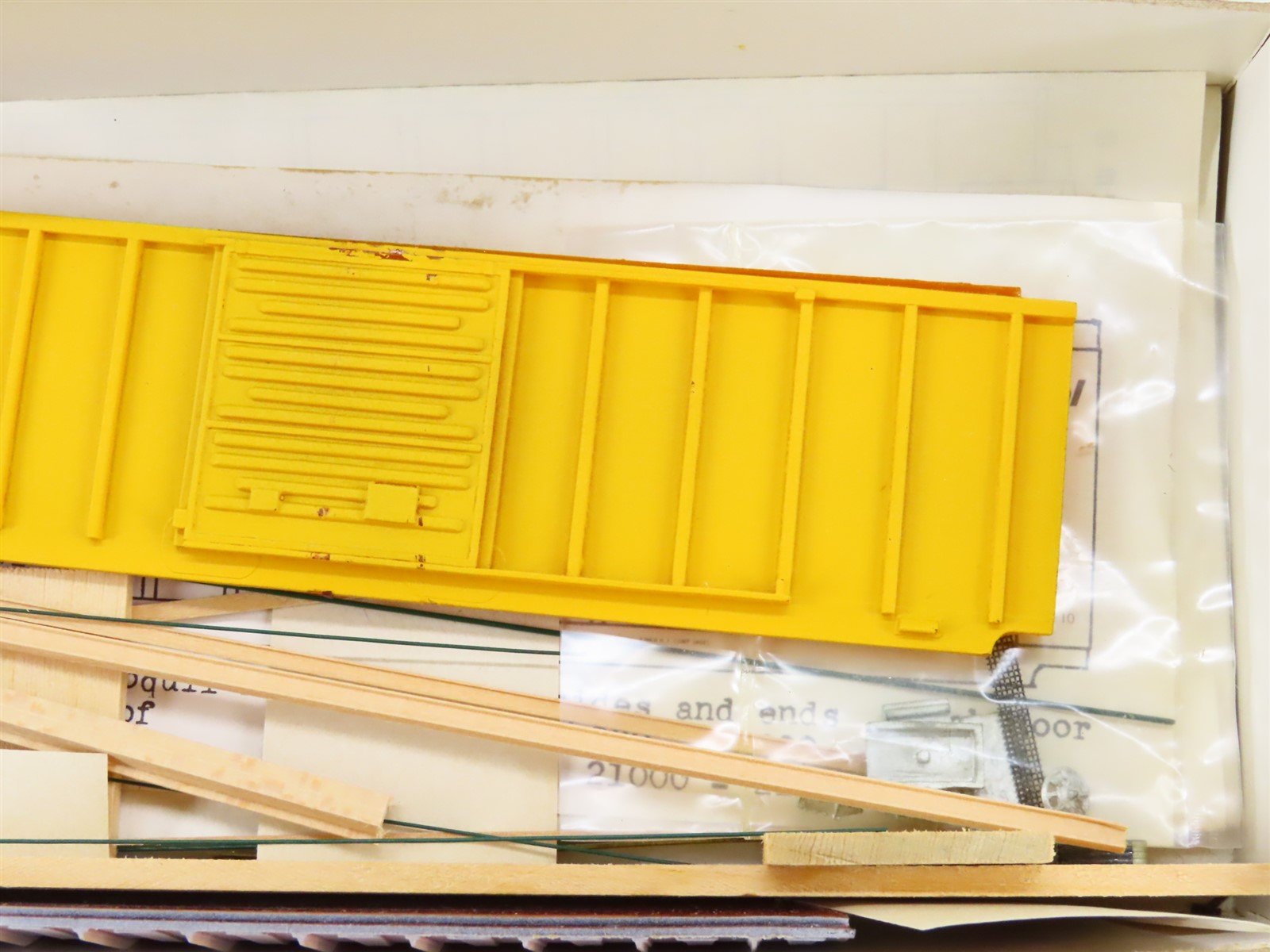 HO Scale RBM Roller Bearing Models Kit #627-401 RBOX Railbox Box Car