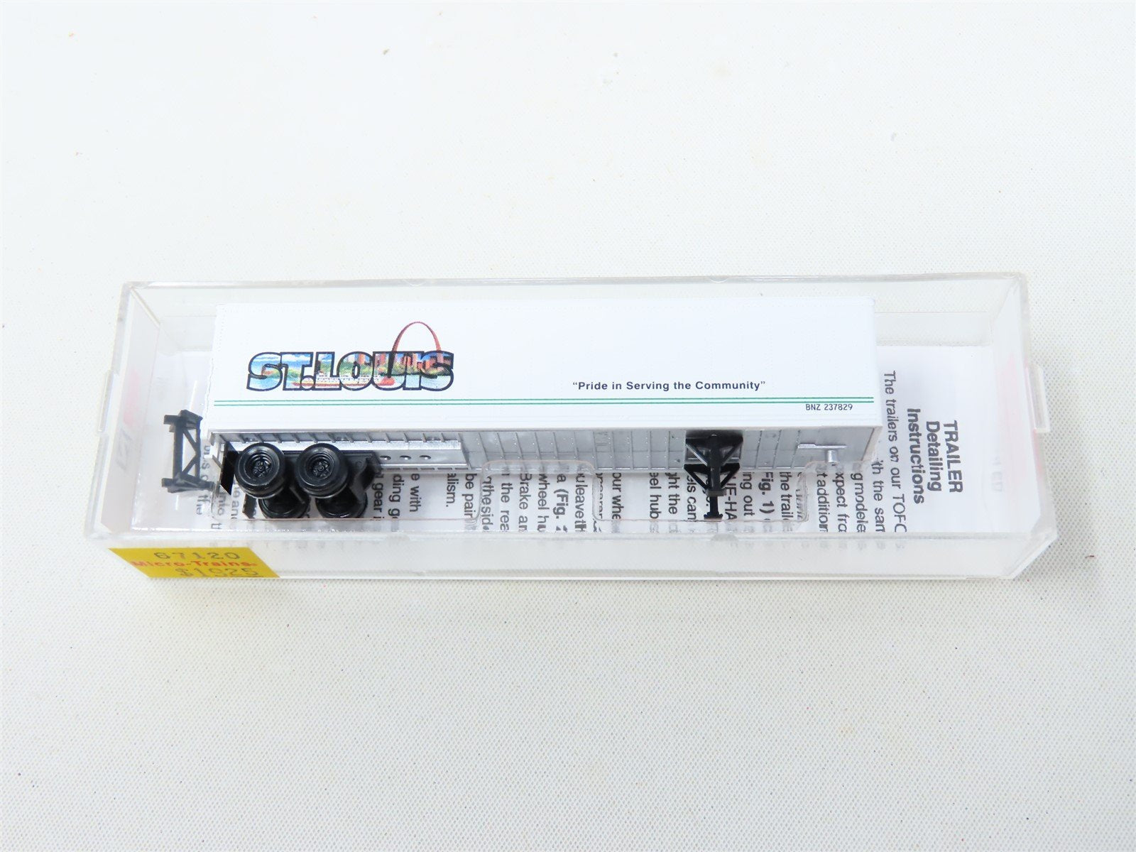 N Scale Micro-Trains MTL 67120 BN Intermodal 45' Trailer #237829 - "St. Louis"