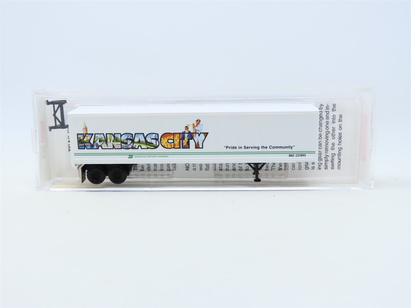 N Scale Micro-Trains MTL 67110 BN Intermodal 45' Trailer #237895 - "Kansas City"